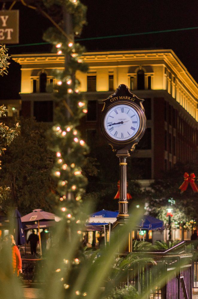 Enjoy holiday decorations at Savannah City Market